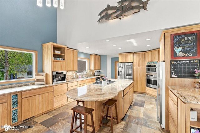8670 Kushtaka Circle, Anchorage, AK 99504