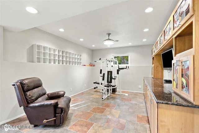 8670 Kushtaka Circle, Anchorage, AK 99504