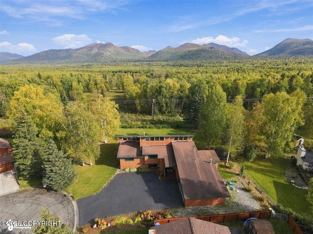 8670 Kushtaka Circle, Anchorage, AK 99504
