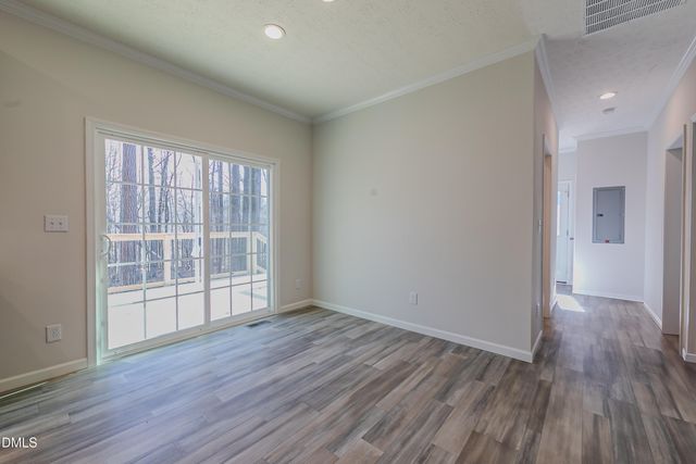 207 Old Nc 75 S, Stem, NC 27581