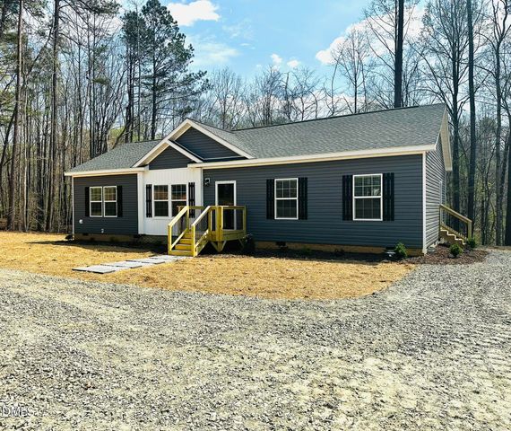 207 Old Nc 75 S, Stem, NC 27581