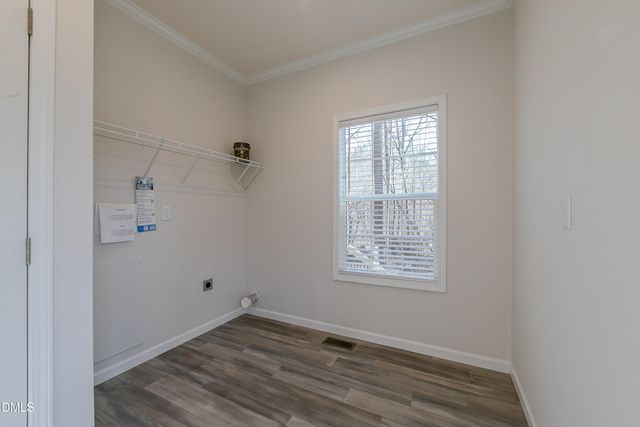 207 Old Nc 75 S, Stem, NC 27581