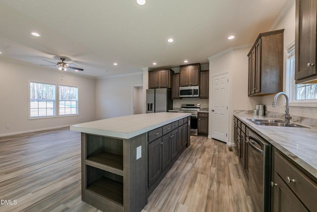 207 Old Nc 75 S, Stem, NC 27581