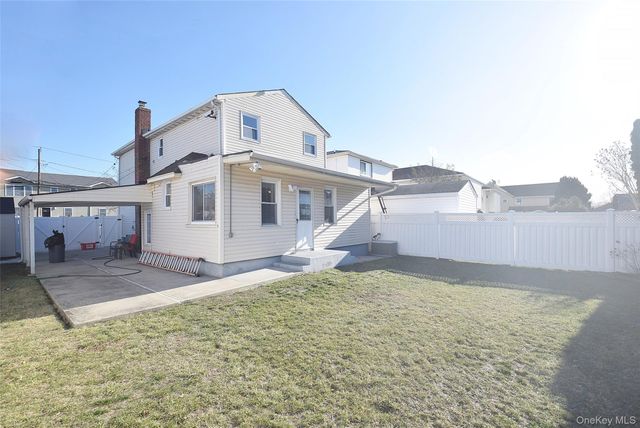 76 Hoffman Avenue, Elmont, NY 11003