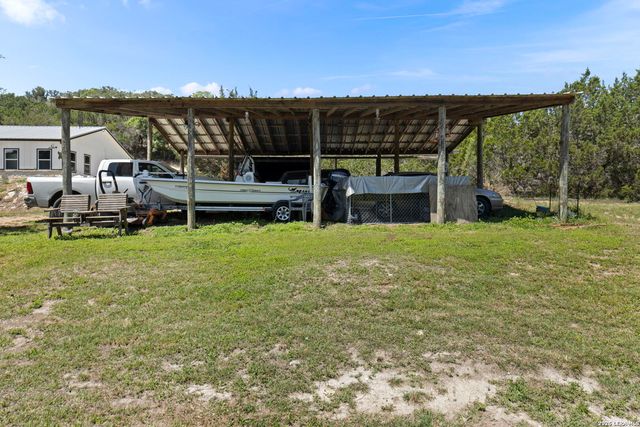 486 Camino Real Rd, Kerrville, TX 78028