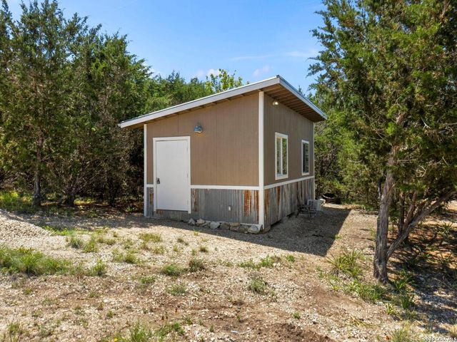 486 Camino Real Rd, Kerrville, TX 78028