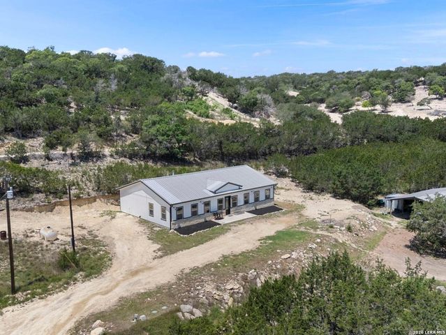 486 Camino Real Rd, Kerrville, TX 78028