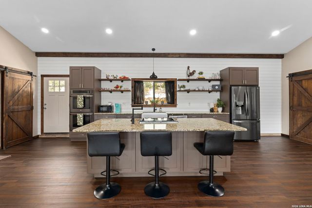 486 Camino Real Rd, Kerrville, TX 78028