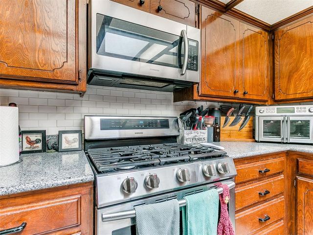 13 Northridge Road, Shawnee, OK 74804
