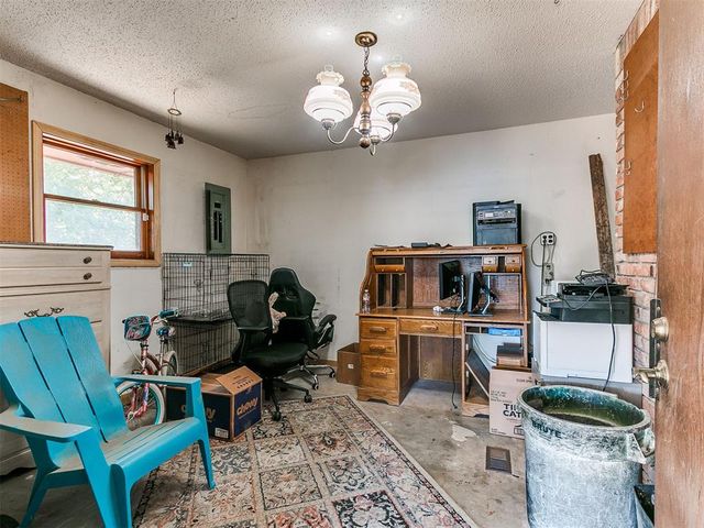 13 Northridge Road, Shawnee, OK 74804
