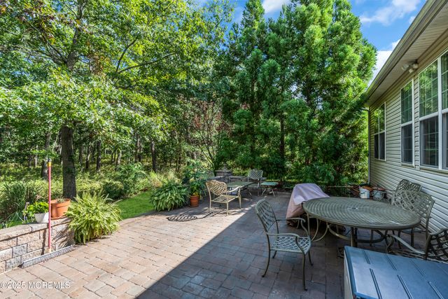 31 Arborridge Drive, Forked River, NJ 08731