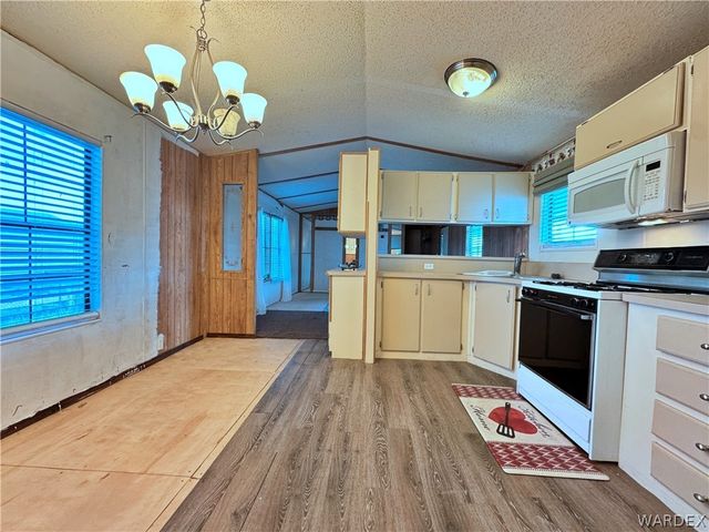 4507 S Cielo Azul Drive, Fort Mohave, AZ 86426