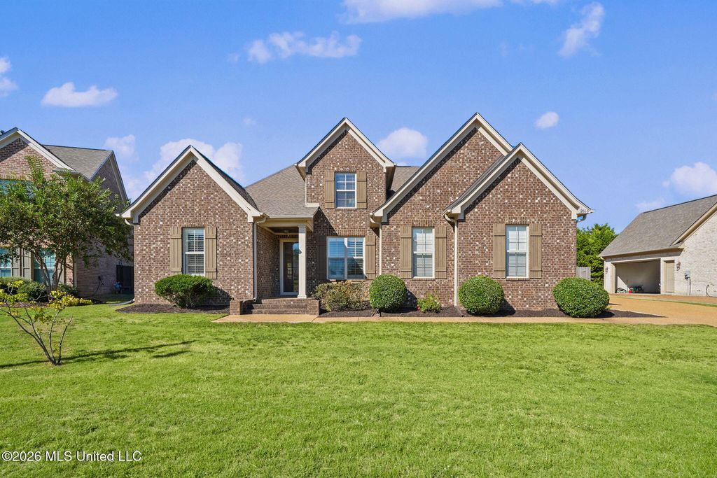 2060 Jefferson Parkway, Hernando, MS 38632 — exterior
