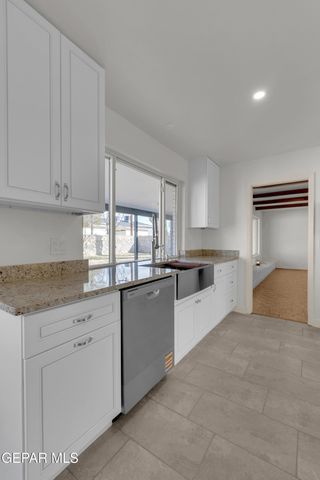 9325 W H Burges Drive, El Paso, TX 79925