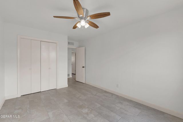 9325 W H Burges Drive, El Paso, TX 79925