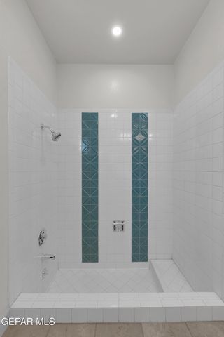 9325 W H Burges Drive, El Paso, TX 79925