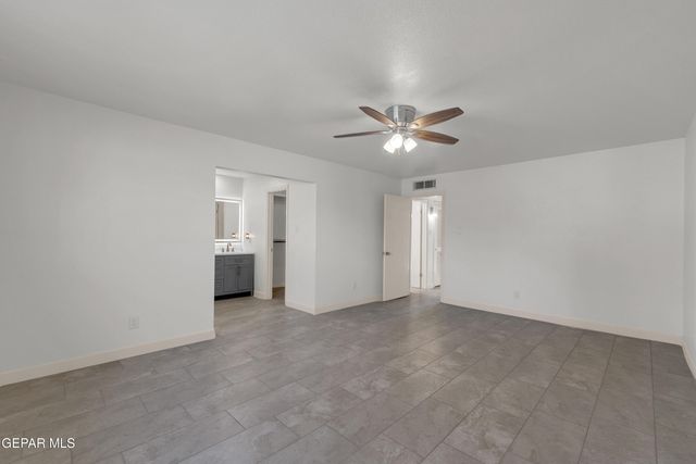 9325 W H Burges Drive, El Paso, TX 79925