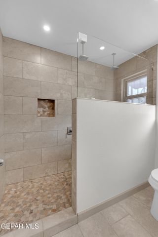 9325 W H Burges Drive, El Paso, TX 79925