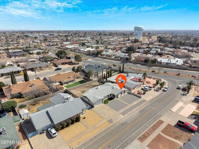 9325 W H Burges Drive, El Paso, TX 79925