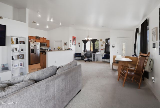 1207 W SULLIVAN Avenue, Coolidge, AZ 85128