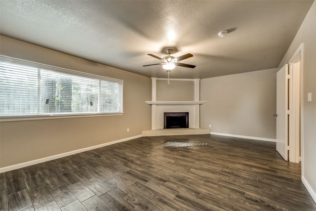 2817 Blackwood Drive, Arlington, TX 76013