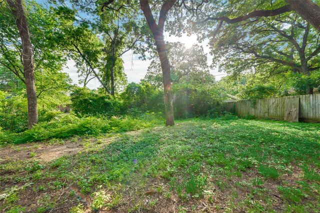 2817 Blackwood Drive, Arlington, TX 76013
