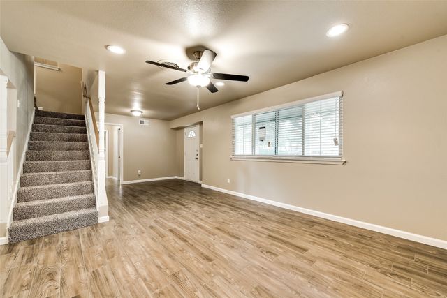 2817 Blackwood Drive, Arlington, TX 76013