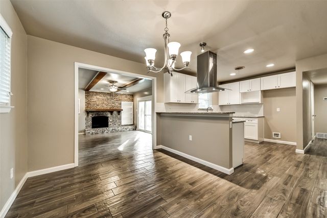 2817 Blackwood Drive, Arlington, TX 76013