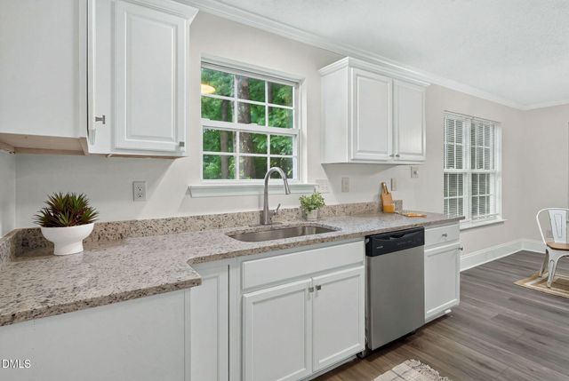 1209 Waterford Green Drive, Apex, NC 27502