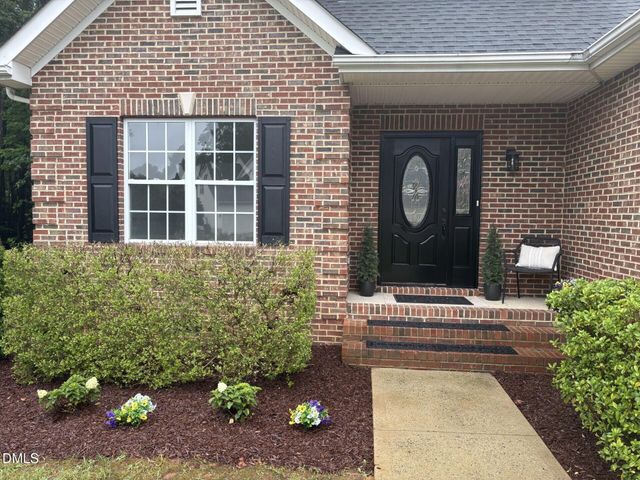 1209 Waterford Green Drive, Apex, NC 27502