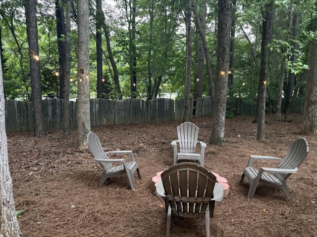 1209 Waterford Green Drive, Apex, NC 27502