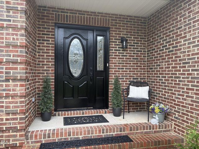 1209 Waterford Green Drive, Apex, NC 27502