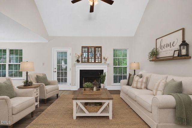 1209 Waterford Green Drive, Apex, NC 27502