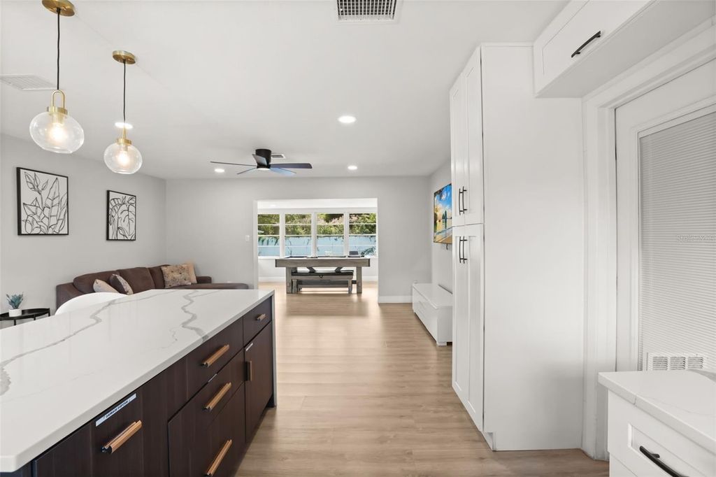 Image 13 of property listing at 4515 BRADLEY AVENUE, Orlando, FL 32839
