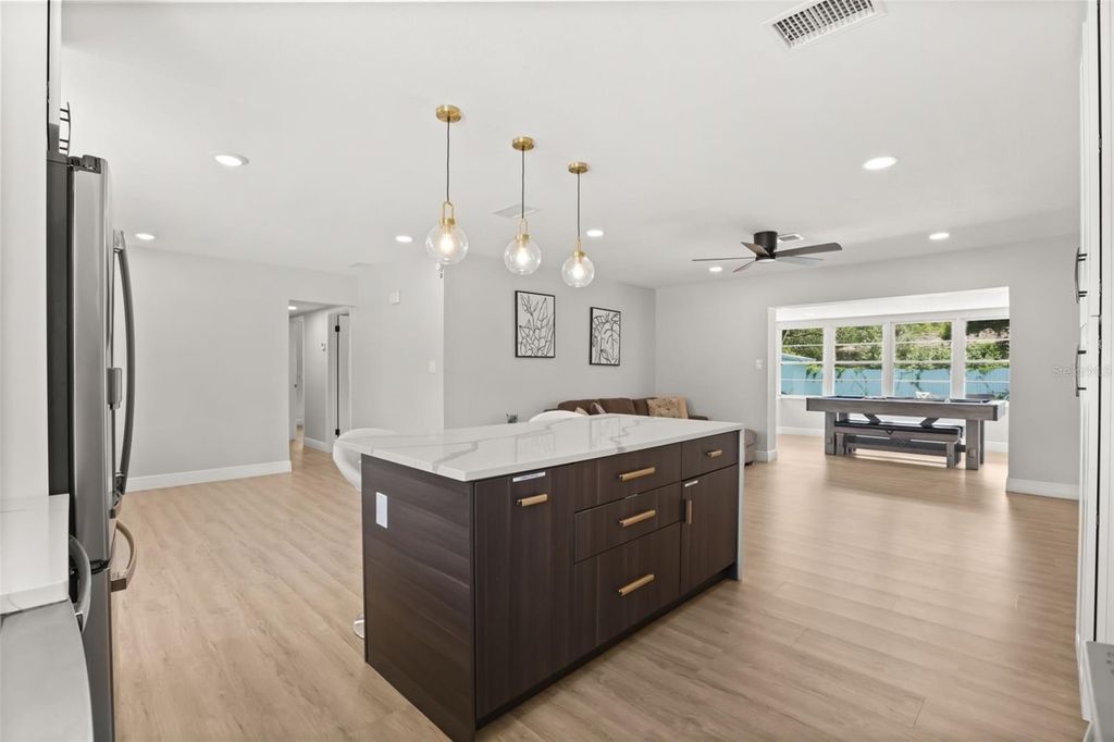 Image 14 of property listing at 4515 BRADLEY AVENUE, Orlando, FL 32839
