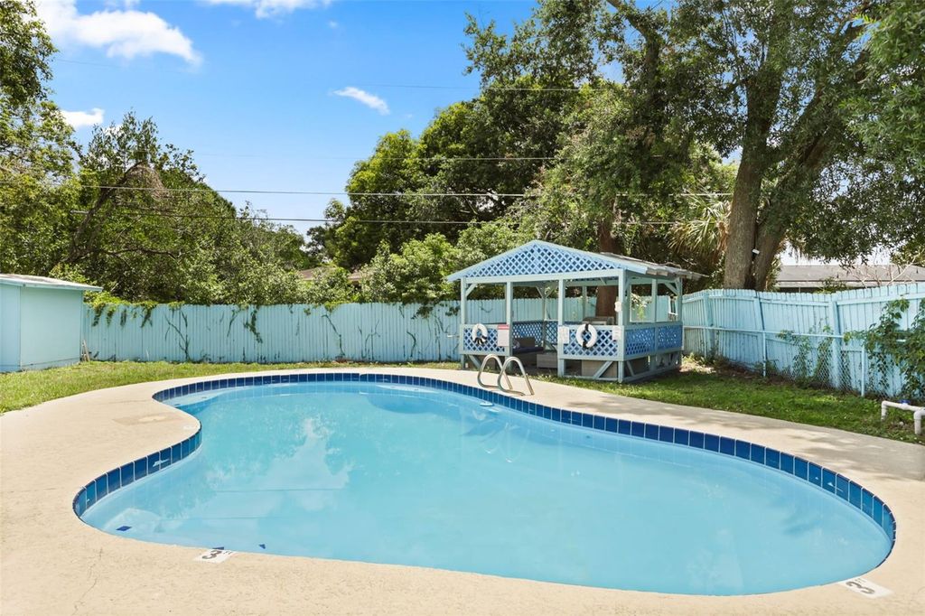 Image 36 of property listing at 4515 BRADLEY AVENUE, Orlando, FL 32839