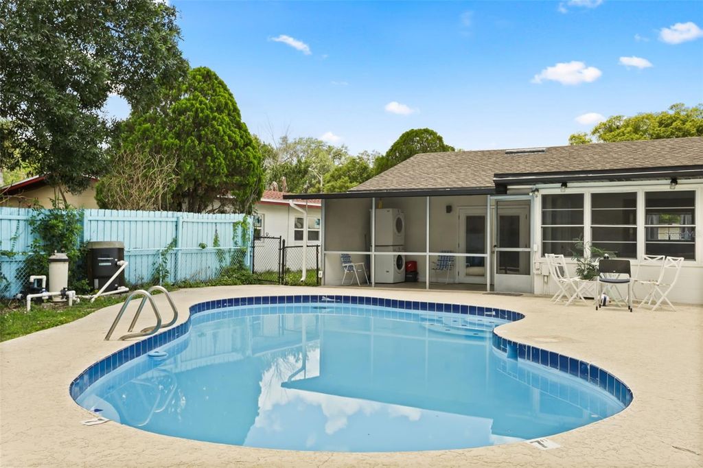 Image 37 of property listing at 4515 BRADLEY AVENUE, Orlando, FL 32839