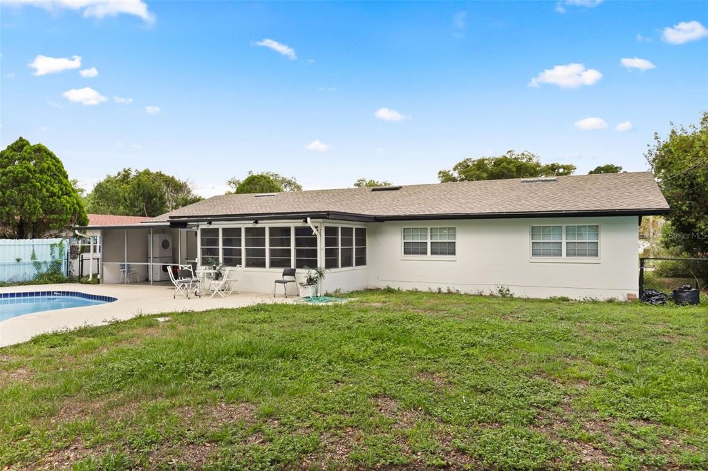 Image 42 of property listing at 4515 BRADLEY AVENUE, Orlando, FL 32839
