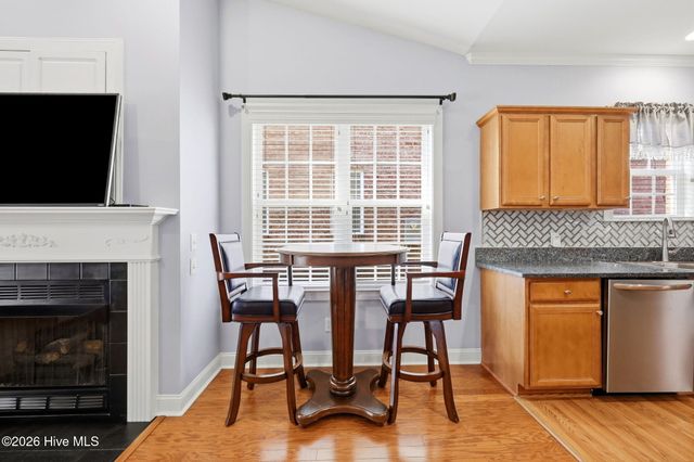 932 Dearborn Court, Winterville, NC 28590
