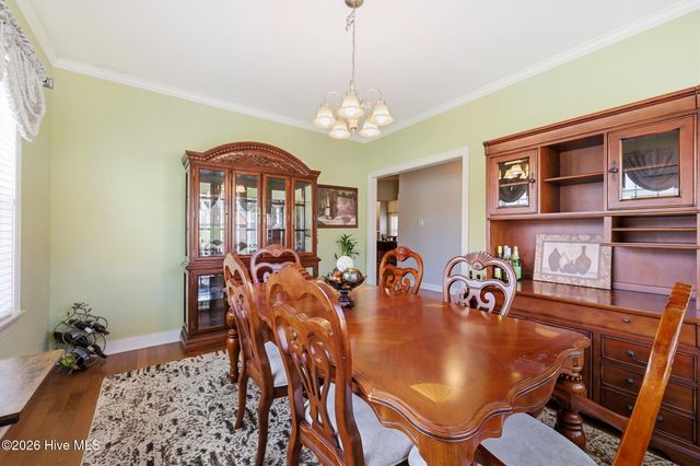 932 Dearborn Court, Winterville, NC 28590