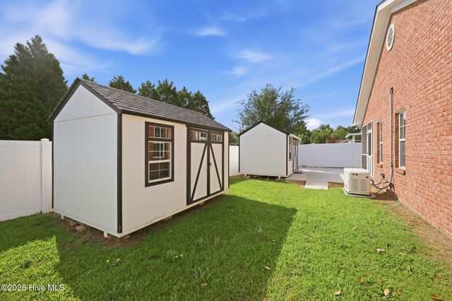 932 Dearborn Court, Winterville, NC 28590
