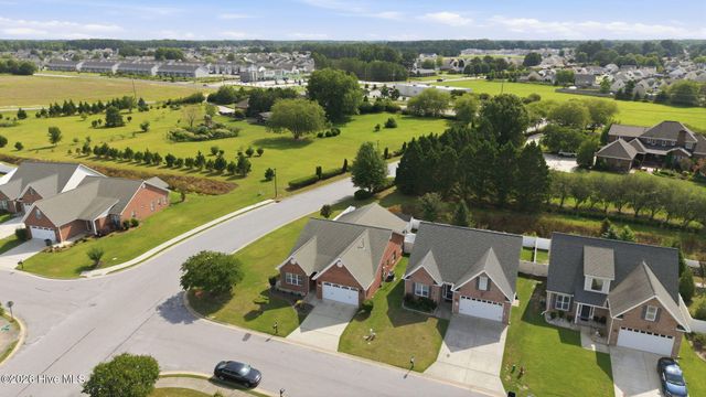 932 Dearborn Court, Winterville, NC 28590