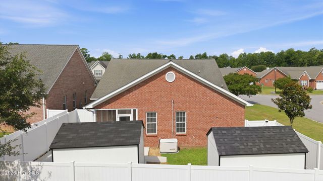 932 Dearborn Court, Winterville, NC 28590