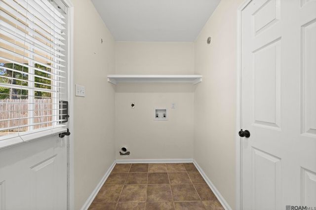 10753 Downey Dr, Greenwell Springs, LA 70739