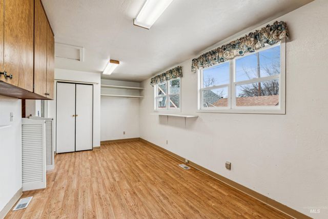 2602 W Woodlawn Ave, Boise, ID 83702