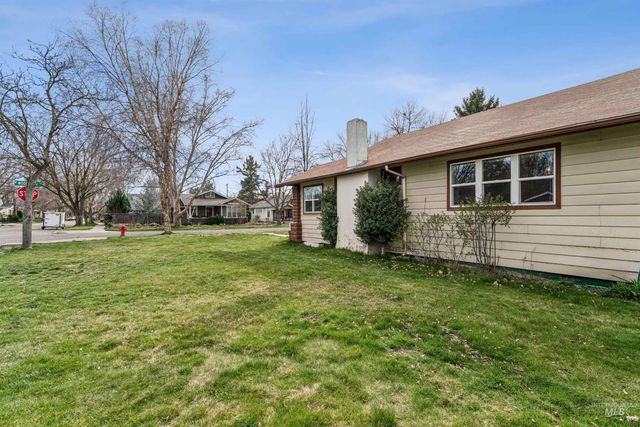 2602 W Woodlawn Ave, Boise, ID 83702