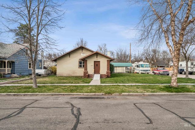 2602 W Woodlawn Ave, Boise, ID 83702