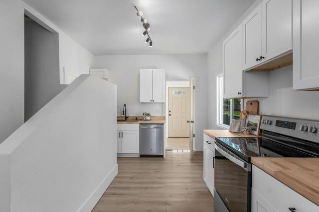 2619 W Mallon Ave, Spokane, WA 99201