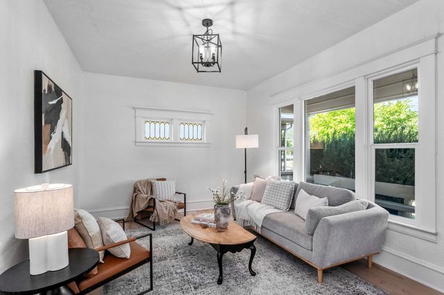 2619 W Mallon Ave, Spokane, WA 99201