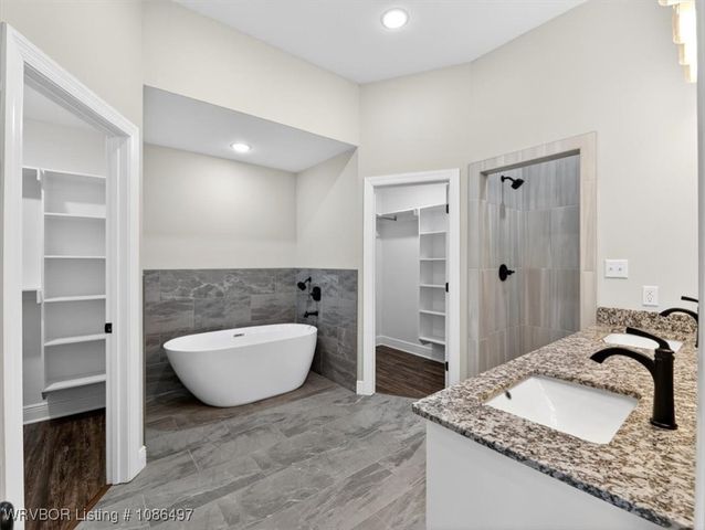 510 Stoneledge Drive, Lavaca, AR 72941